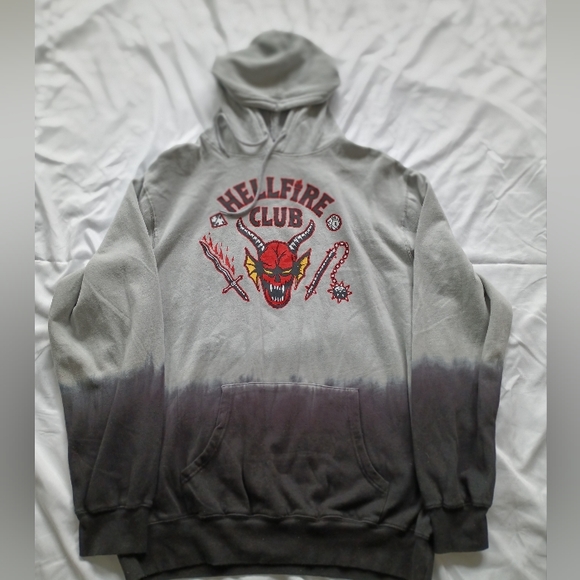 Netflix Stranger Things Men's Hellfire Club Pullover Hoodie Various Sizes. NWT - Picture 4 of 8